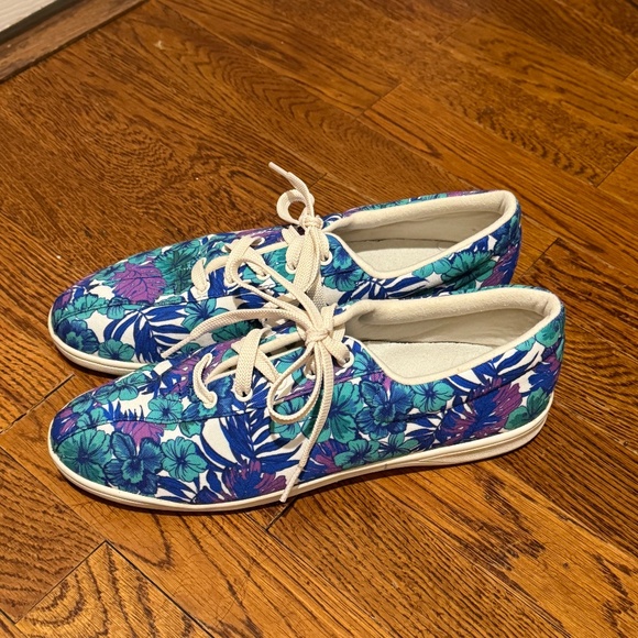 Women's Easy Spirit Tropical Floral Sneakers Size 9.5 - Picture 1 of 8